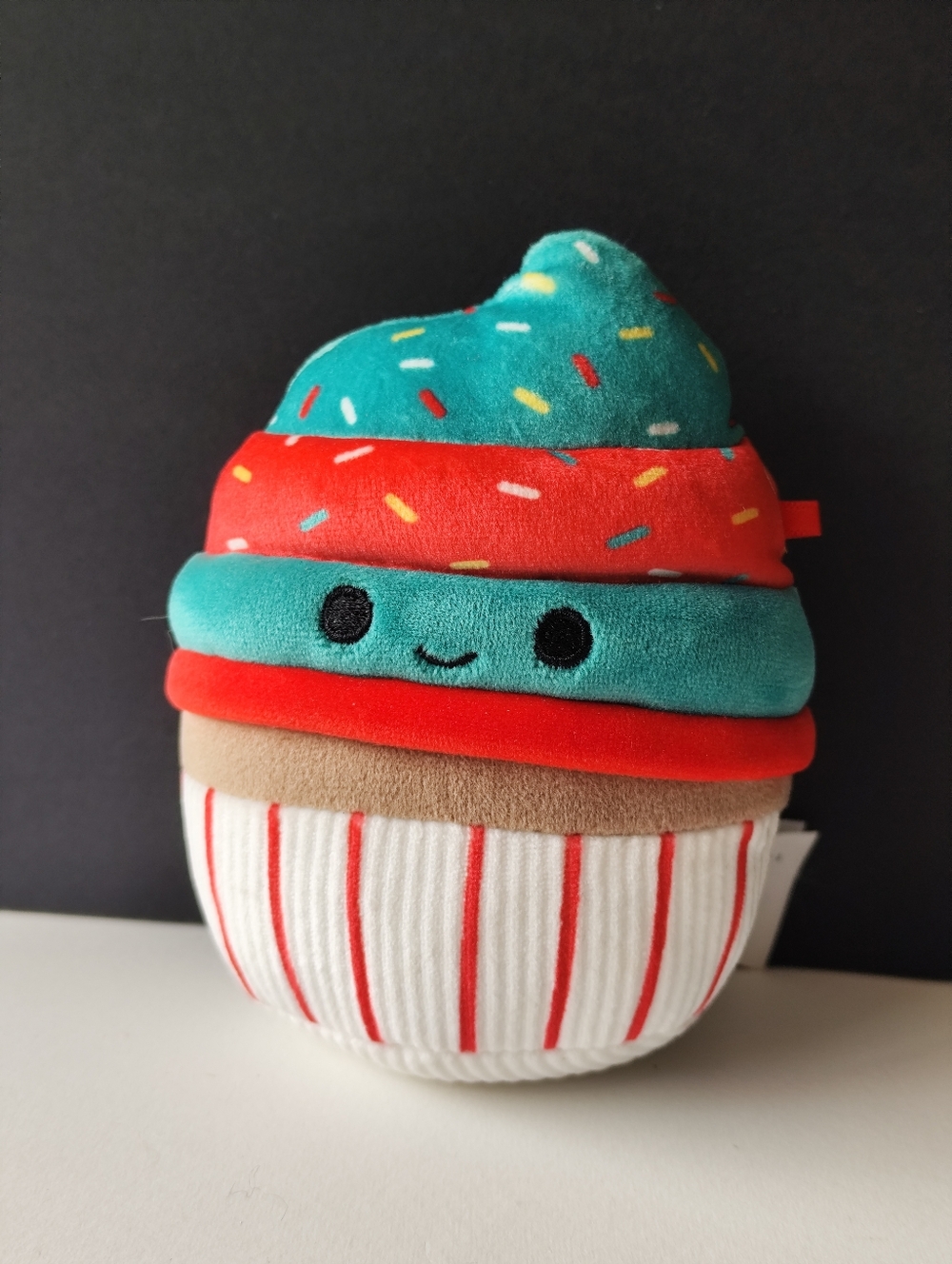 3/$25💙Chantal Red Green Cupcake Squishmallow Corduroy Squeaky Crinkle Pet Toy